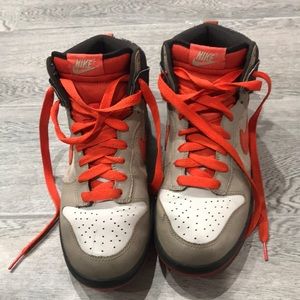 Men’s High Top Nike Dunks Size US 8 MEN